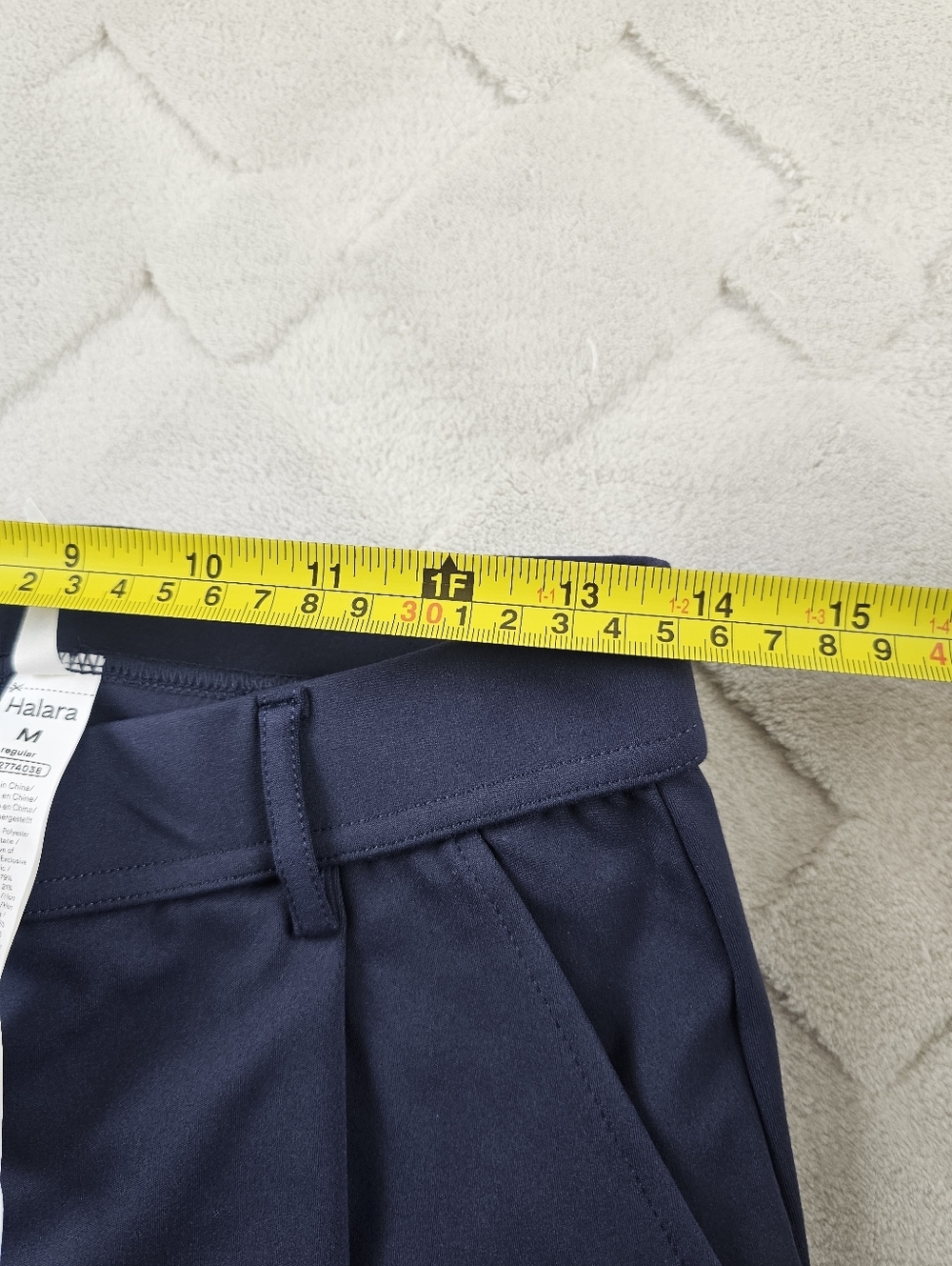 Halara Flex DayStretch High Waisted Pocket Work Flare Pants Womens Medium - Picture 4 of 9